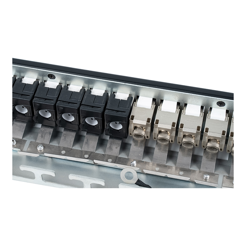 Panel krosowy ekranowany 19 cali 1U z 24 portami (z modułem C6A) SP-3246S-24P Panel krosowy ekranowany 19 cali 1U z 24 portami (z modułem C6A) SP-3246S-24P